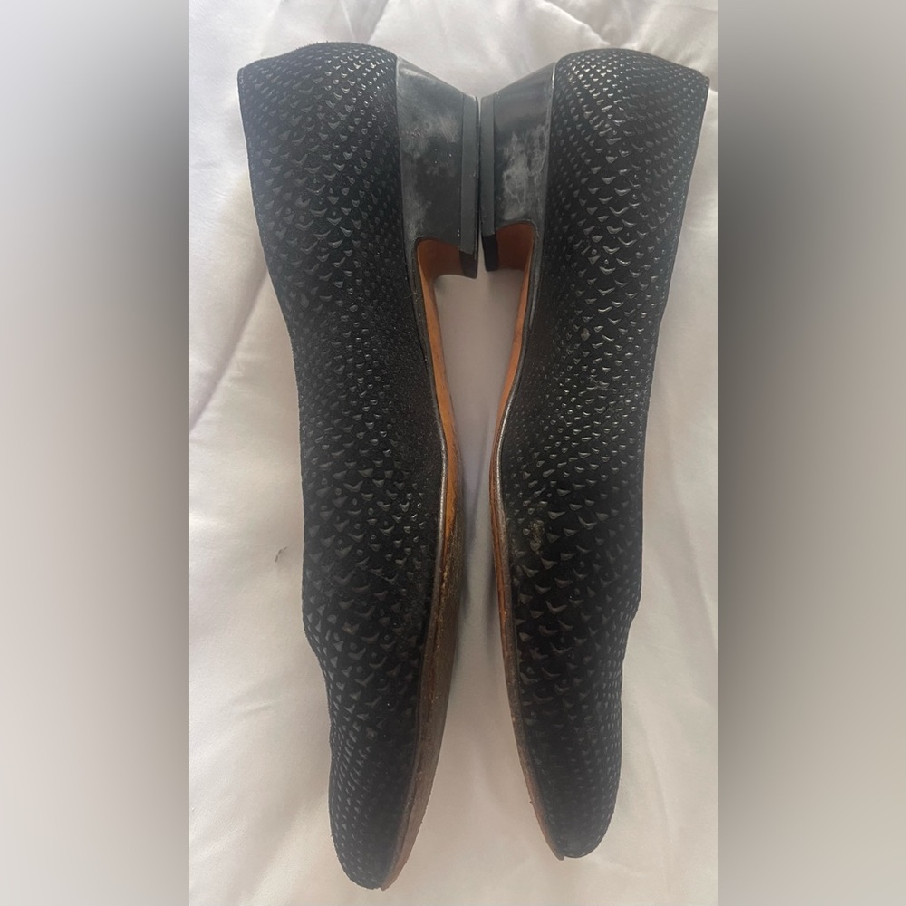 ✨ Salvatore Ferragamo Black Textured Pumps | Size 8.5 | Made in Italy Textured